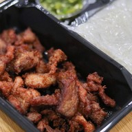 เมนูของร้าน หมูทอดเว้ยเฮ้ย หลังมอ