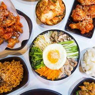 เชรดโด้ ไก่ทอดซอสเกาหลี Top Market เซ็นทรัลเชียงใหม่แอร์พอร์ต