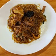 เมนูของร้าน ข้าวมันไก่ไหหน่ำหนั่ง สูตรไหหลำแท้ดั้งเดิม สาทร