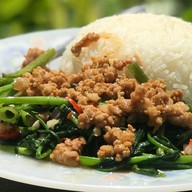 กิน กัน ก่อน