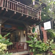 ช้างม่อยเฮ้าส์