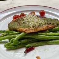 Vanilla Cafeteria EmQuartier