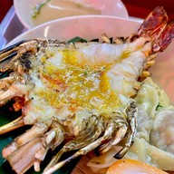 เมนูของร้าน โตจังอ๋อง noodlebar บะหมี่กุ้งแม่น้ำเผาเจ้าแรกของไทย ป้อมปราบศัตรูพ่าย