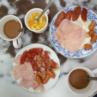 เมนูของร้าน On Lok Yun (ออน ล๊อก หยุ่น)