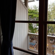 Mimi & Jim: Co-Living Space