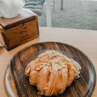 เมนูของร้าน James Boulangerie พรานนก