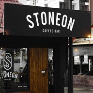 หน้าร้าน stoneOn coffee bar.