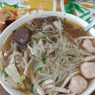 เมนูของร้าน ก๋วยจั๊บญวน รสซิ่ง