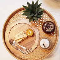 Mango & Coco Eleven Two Market