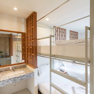 Siamaze Hostel