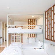 Siamaze Hostel