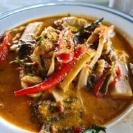 ครัวลัดดา ซีฟู้ด พระสมุทรเจดีย์