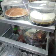 About White Cafe & Bistro