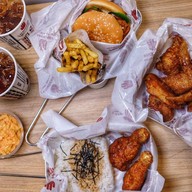 4Fingers Crispy Chicken Thailand เซ็นทรัล ลาดพร้าว