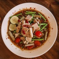 เมนูของร้าน ยำนัวคิทเช่น  ลำปาง