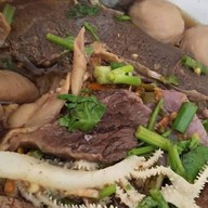 ก๋วยเตี๋ยวน้องโบว์ ดอนแก้ว