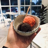 เมนูของร้าน HOLA - Homemade Icecream Hola กำเเพงเเสน