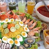 ก๋วยเตี๋ยวต้มยำไข่หวานประตูสวนดอกเชียงใหม่