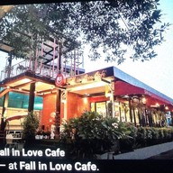 Fall In Love Cafe สุขุมวิท 101/1
