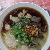 เมนูของร้าน เจ้หยัดข้าวต้ม & ก๋วยจั๊บญวน