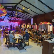 บ้านเพื่อนเรสเตอร์รองท์