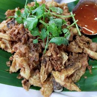 ผัดไทเตาถ่านเชียงใหม่ (เจ้าเดิมคันคลอง มช.) โครงการเพลินเพลส