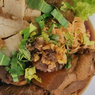 แม่ปานก๋วยเตี๋ยวไก่ตุ๋นมะระ(สาขา(2)