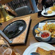 เมนูของร้าน EST.33 By Singha Singha Complex