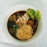 แม่ปานก๋วยเตี๋ยวไก่ตุ๋นมะระ(สาขา(2)
