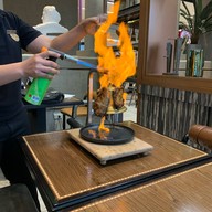 เมนูของร้าน EST.33 By Singha Singha Complex