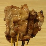 เมนูของร้าน หมูปิ้งดินแดงปากซอย 9