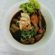 แม่ปานก๋วยเตี๋ยวไก่ตุ๋นมะระ(สาขา(2)