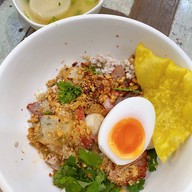 เมนูของร้าน เตี๋ยวไข่บ้านสวนcafe' บ้านอำเภอ