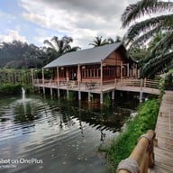 บ้านไร่มีสุข
