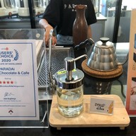 Paradai  ถนนตะนาว