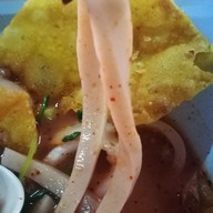 เมนูของร้าน เตี๋ยวปลาสด กม.42
