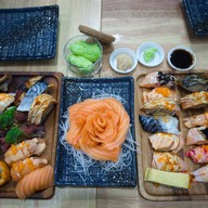ANI SUSHI (อันนิซูชิ) สนามบินน้ำ