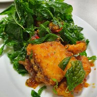 เมนูของร้าน ครัวอุไร  เจริญกรุง107- อาหารไทยจีน รสมือแม่