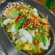 เมนูของร้าน สมบูรณ์ ซีฟู๊ด