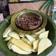 ร้านสันติ ผลไม้สามพราน ฝรั่ง ชมพู่ มะม่วง สาขาสี่มุมเมือง