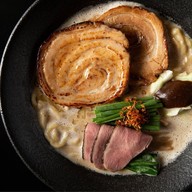 10 ร้านร้านราเมงที่ควรไปลอง