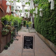 Baan Buri Café