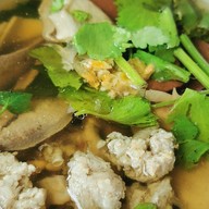 คะนึงหา ต้มเลือดหมู รัชดา28