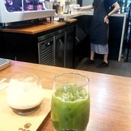 เมนูของร้าน P&F Coffee