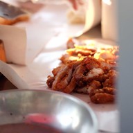 เจ๊หลั่นหมูทอด (คลองเรียน2)