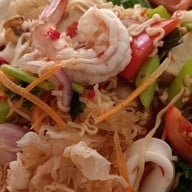 ร้านยำแซ่บสะเดิด