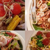 ร้านยำแซ่บสะเดิด