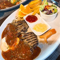 Qhun Qhun Kitchen ธาตุพนม