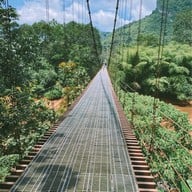 สะพานแขวนเขาพัง