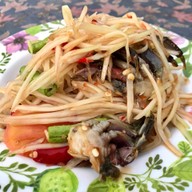 เมนูของร้าน คนมีลาบ ยโสฯ